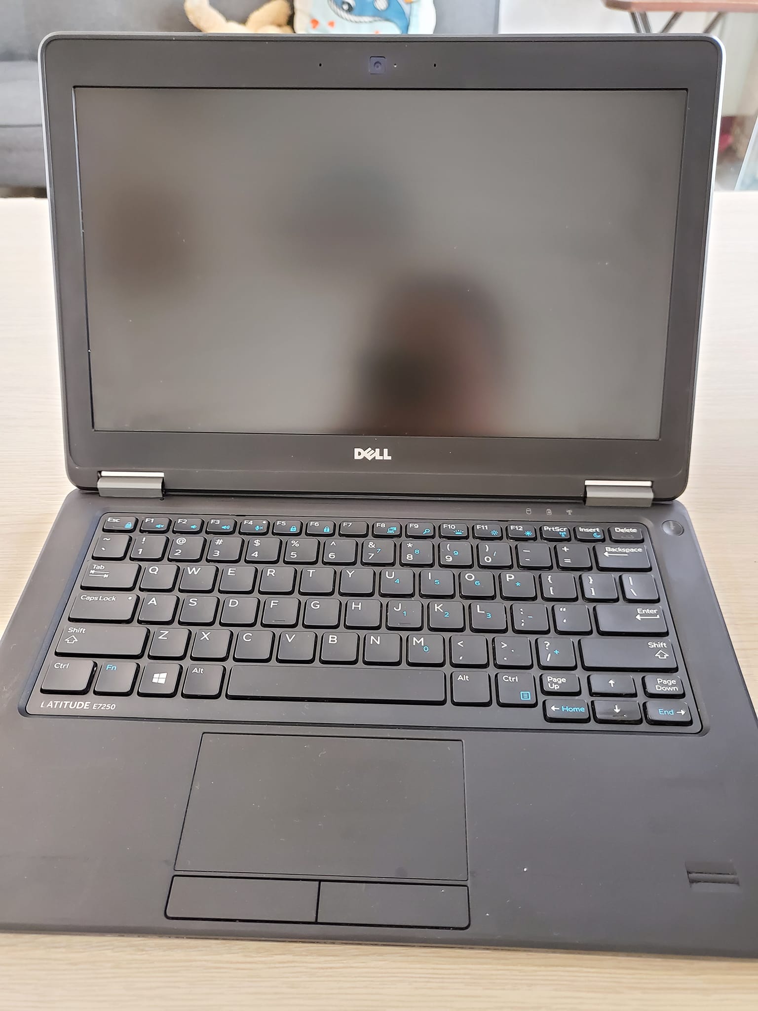 Laptop cũ Dell Latitude E7250