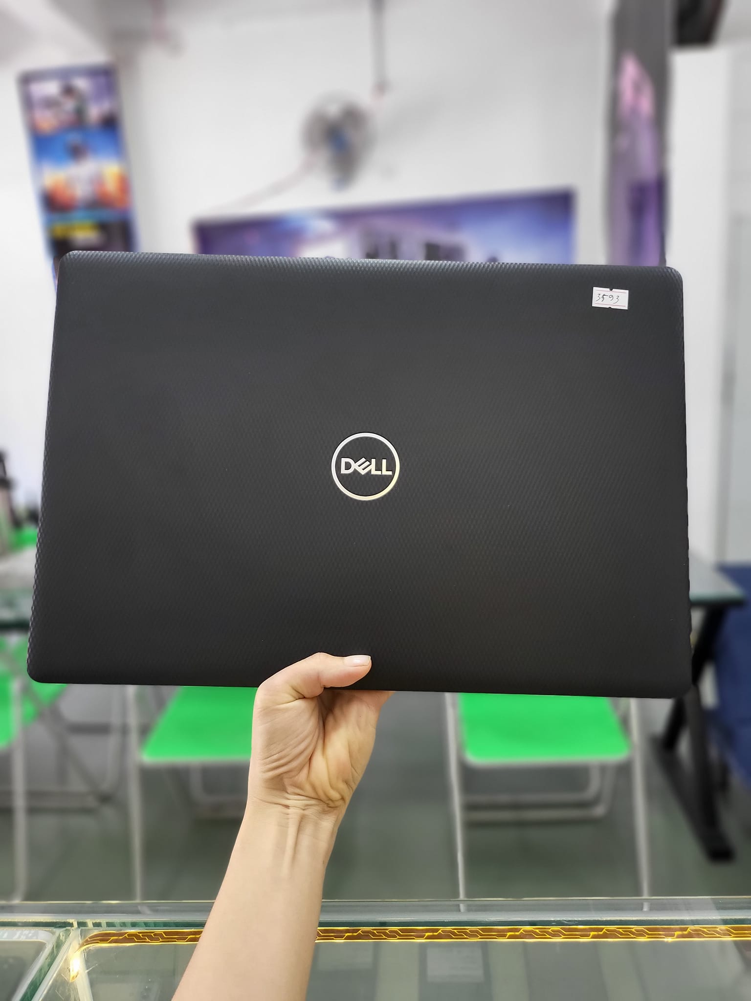 Laptop cũ Dell Inspiron 3593