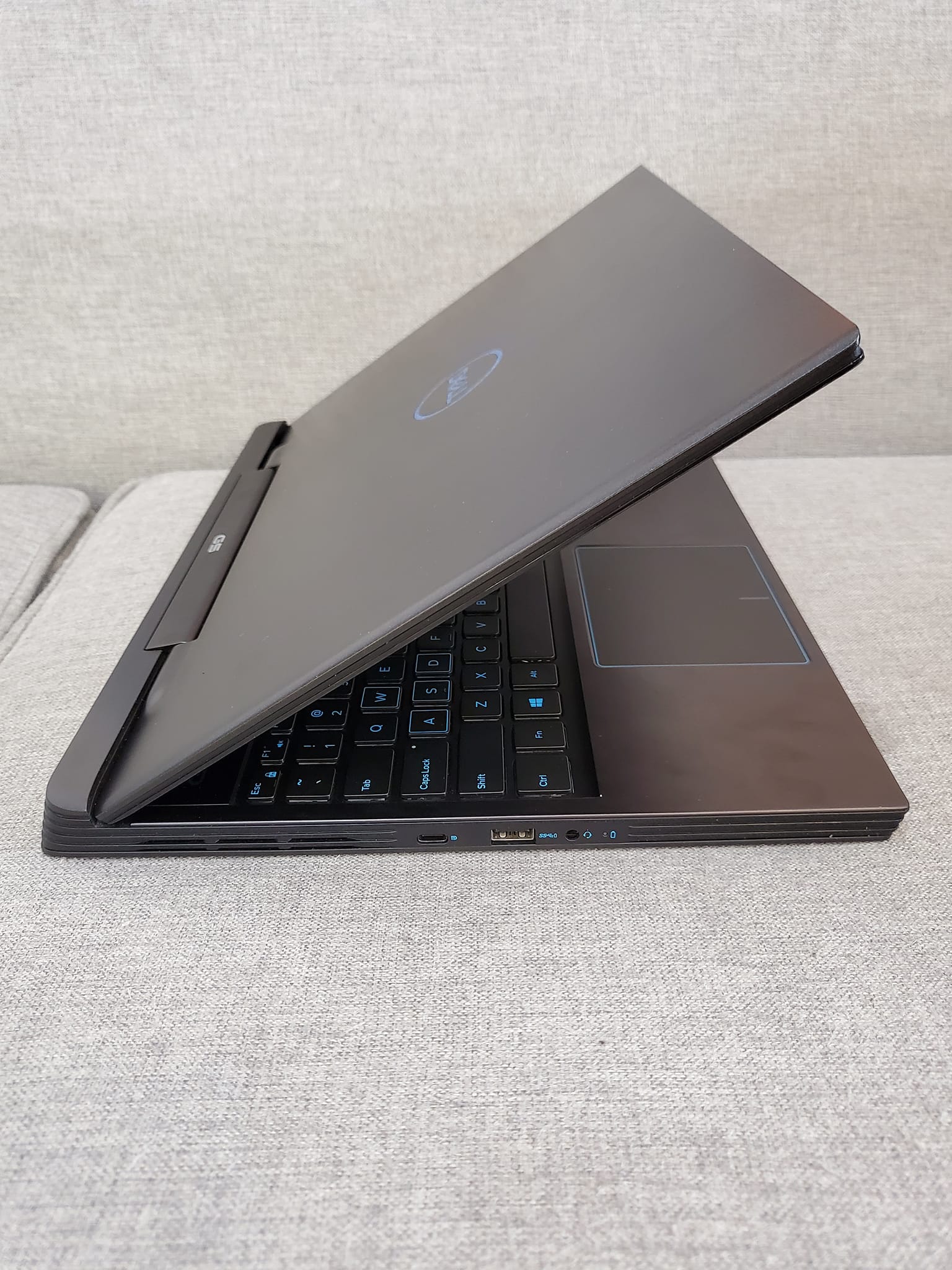 Laptop cũ Dell Gaming G5 5590