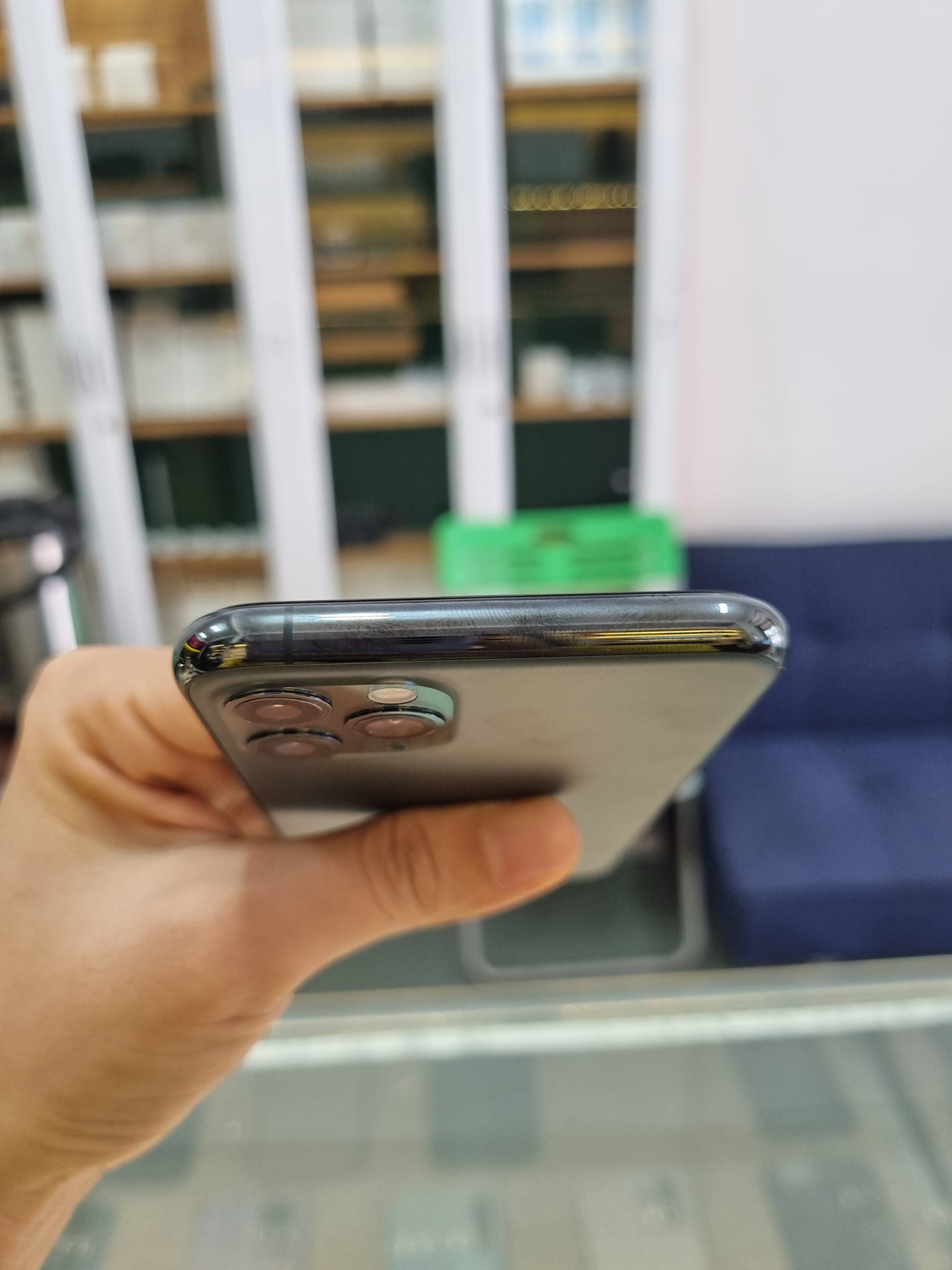 Điện thoại cũ iPhone 11 Pro