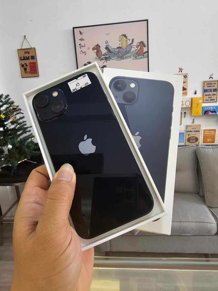 Điện thoại cũ iPhone 13