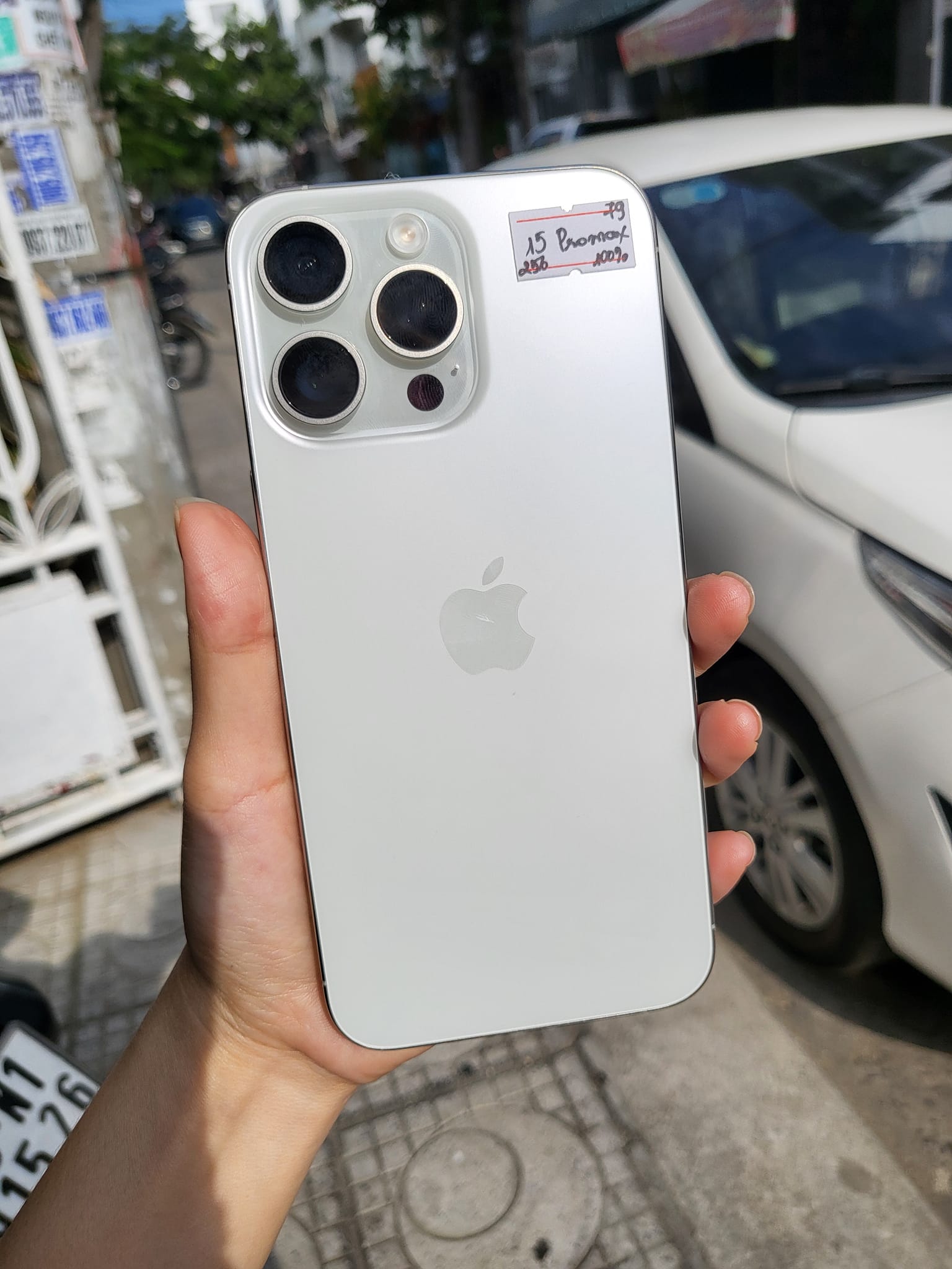 Điện thoại cũ iPhone 15 Promax